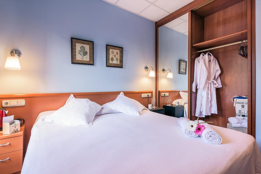 Pension Ab Domini San Sebastián Esterno foto