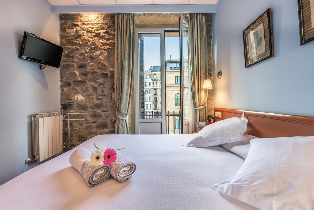Pension Ab Domini San Sebastián Esterno foto